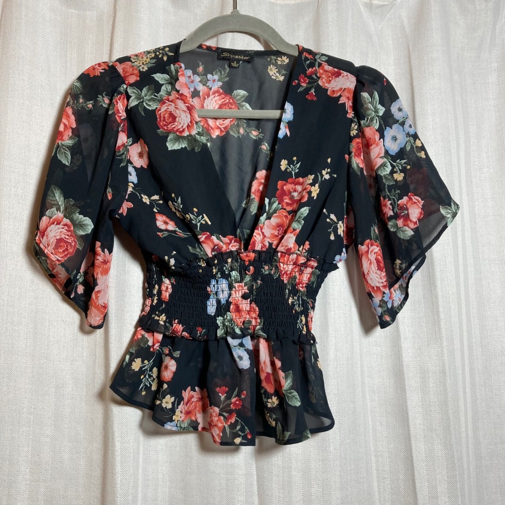Romance Floral Smock Peplum Top Black Red Rose V-Neck Flutter Sleeve S Shinestar
